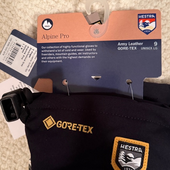 Hestra Alpine Pro Army Leather Gore Tex
3 Finger Mittens - Picture 3 of 3